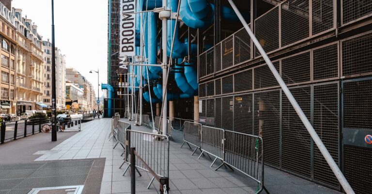 Centre-Pompidou-Paris-architecture