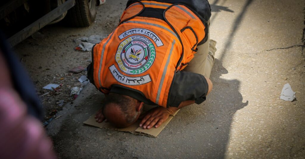 Illustration de Gaza: Nouvelles frappes israéliennes, 12 morts et aide entravée Gaza-conflict-aid