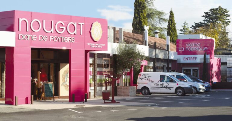 Illustration de Tour de France : Van der Poel s'impose et prend le maillot jaune Mathieu-van-der-Poel-Tour-de-France