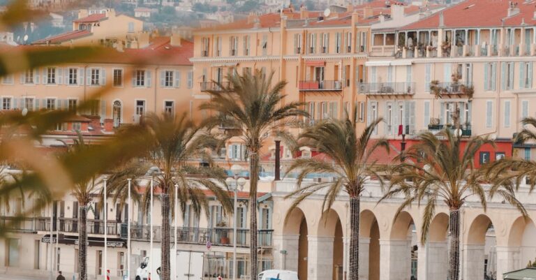 Illustration de Excès de vitesse à Nice : la garde à vue désormais systématique Nice-Promenade-Anglais-police