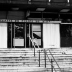 Paris-police-barricades