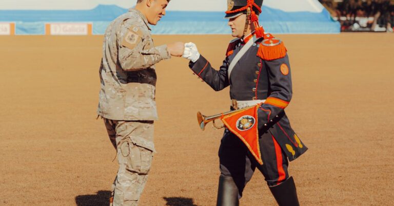 Illustration de Pedro Sanchez : l'immigration, un atout économique pour l'Espagne Pedro-Sanchez-Mohamed-Ould-Ghazouani-handshake