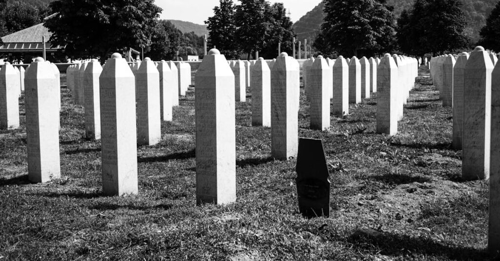 Illustration de Srebrenica: 29 ans après, la mémoire toujours vive Srebrenica-memorial