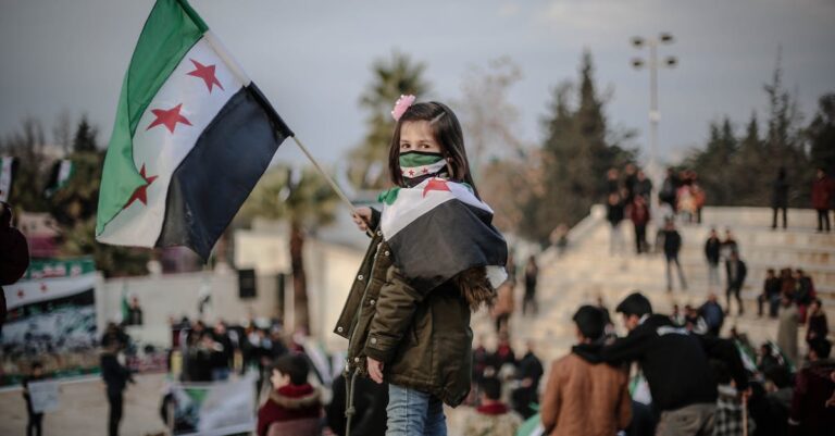 Illustration de Retrait syrien de Souweïda : Cessez-le-feu et transfert de sécurité aux Druzes Syria-Souweida-Druze-fighters