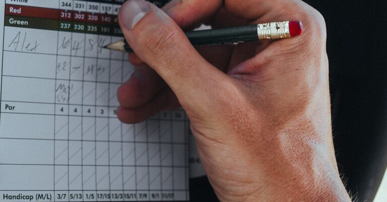 Illustration de Trump et von der Leyen Négocient un Accord Commercial Crucial en Écosse Trump-Turnberry-golf