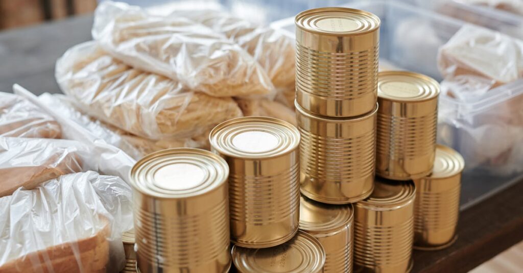 Illustration de Dons aux associations : nouveautés fiscales 2025 pour votre déclaration charity-donation-1