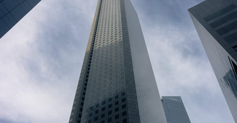 Illustration de Edenred : Résultats Semestriels Solides, Perspectives Optimistes edenred-corporate-finance