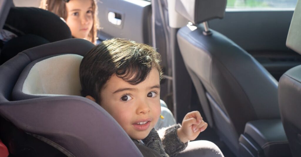 Illustration de Protection des mineurs en ligne : les nouvelles lignes directrices de l'UE european-child-online-safety