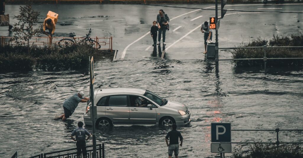 Illustration de Fosiva : l'appli qui centralise les alertes risques naturels fire-flood-weather-warning