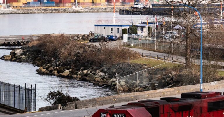 Illustration de Exportations françaises : 2000 entreprises menacées par les taxes US france-usa-trade