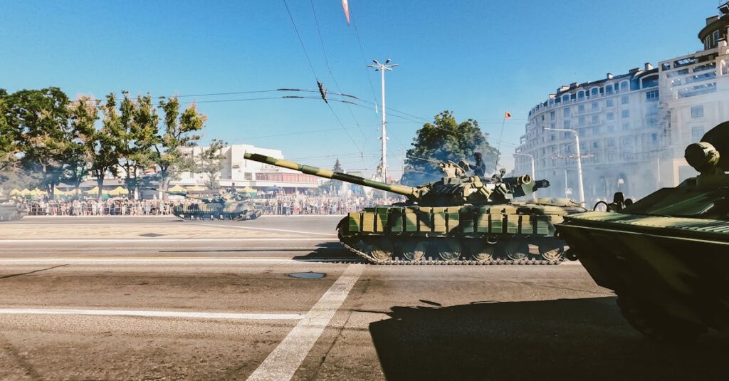 Illustration de 14 Juillet : La 7e Brigade Blindée en mode "bonne de guerre" military-parade-tanks-France