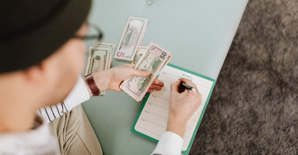 Illustration de 20 000 euros : la somme idéale pour commencer à épargner money-saving-strategy