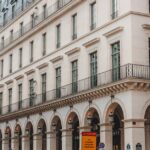 paris-neighborhood-square