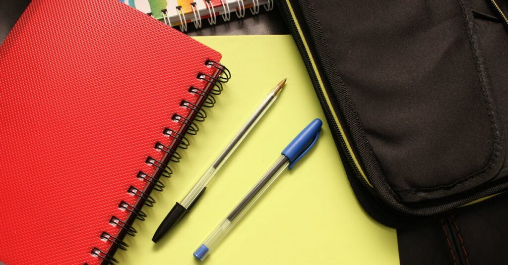 Illustration de Fournitures scolaires : l'UFC-Que Choisir alerte sur une hausse de prix school-supplies