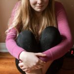 teenage-girl-distressed