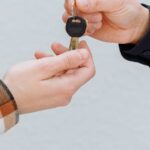 trade-agreement-handshake