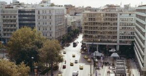 Illustration de Alexis Tsipras : Fier de l'accord de 2015 ayant sauvé la Grèce Alexis-Tsipras-Athens-office