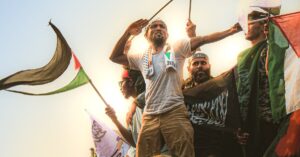 Illustration de Danemark : Le refus d'accueillir des patients de Gaza suscite la polémique Copenhagen-Christiansborg-Gaza-protest