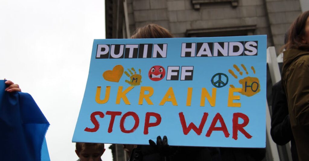 Illustration de Macron sur l'Ukraine : Unité contre l'agression russe Emmanuel-Macron-Ukraine-speech