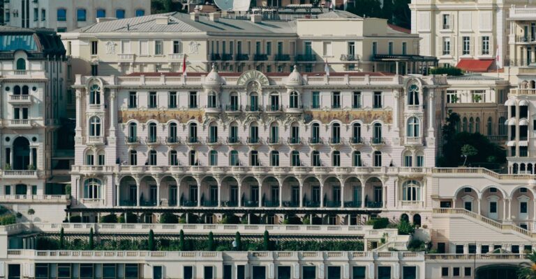 French-monarchy-debt