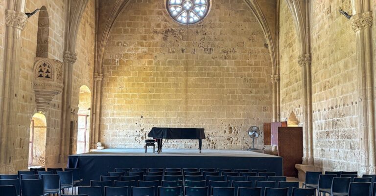 Illustration de La France suspend l'accueil de Gazaouis après un incident Jean-Noel-Barrot-Nicosia