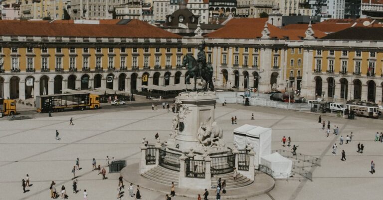 Illustration de Pedro Sánchez freine Podemos: Un modèle pour le PS français? Pedro-Sanchez-Spain