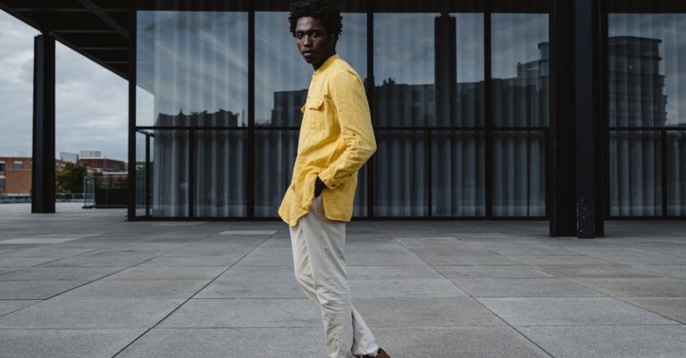 Illustration de TF1 : Belle performance boursière et dividende attractif TF1-building