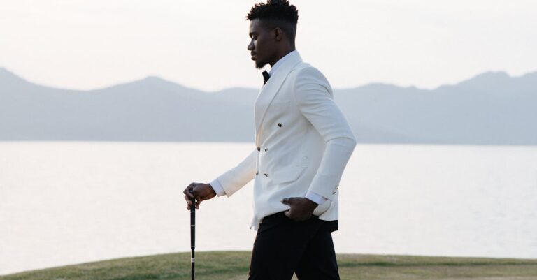 Illustration de Ouïgours au Kazakhstan : la peur face à l'offensive chinoise Uyghur-man-Kazakhstan