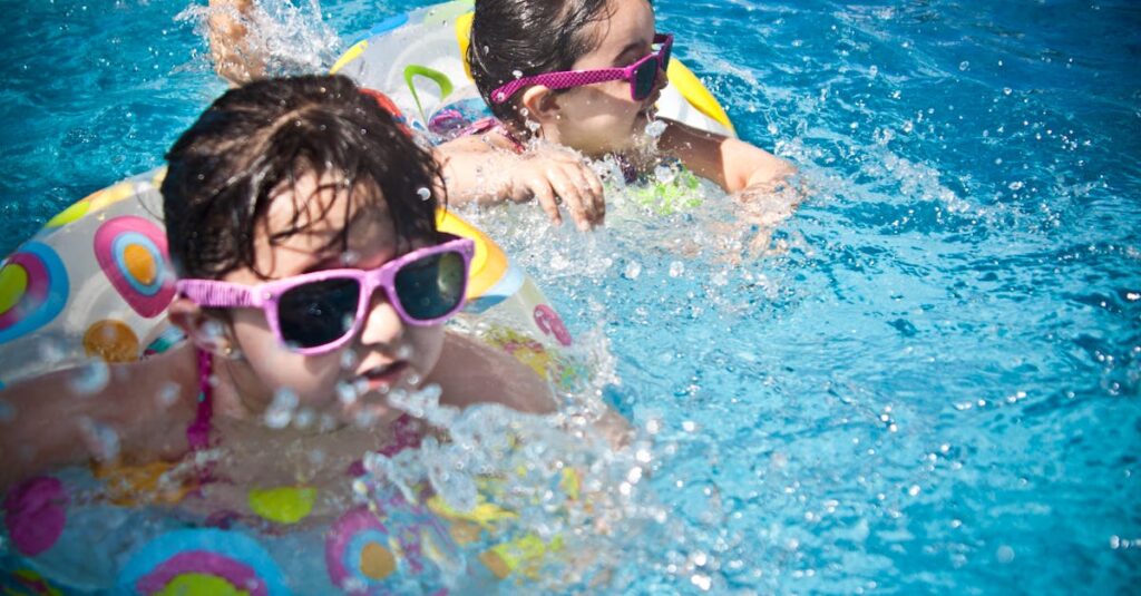 Illustration de Autisme et noyade : prévenir les risques, faciliter la natation autistic-child-swimming-pool
