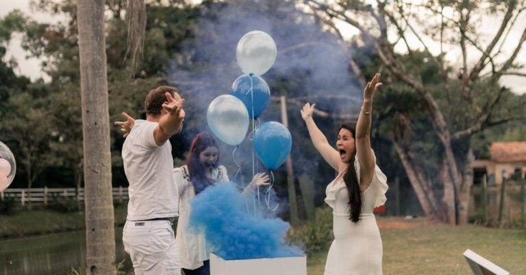 Illustration de Fumigène défectueux : une baby shower tourne au cauchemar baby-shower-gender-reveal-smoke