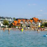 family-enjoying-free-summer-activities-Angers