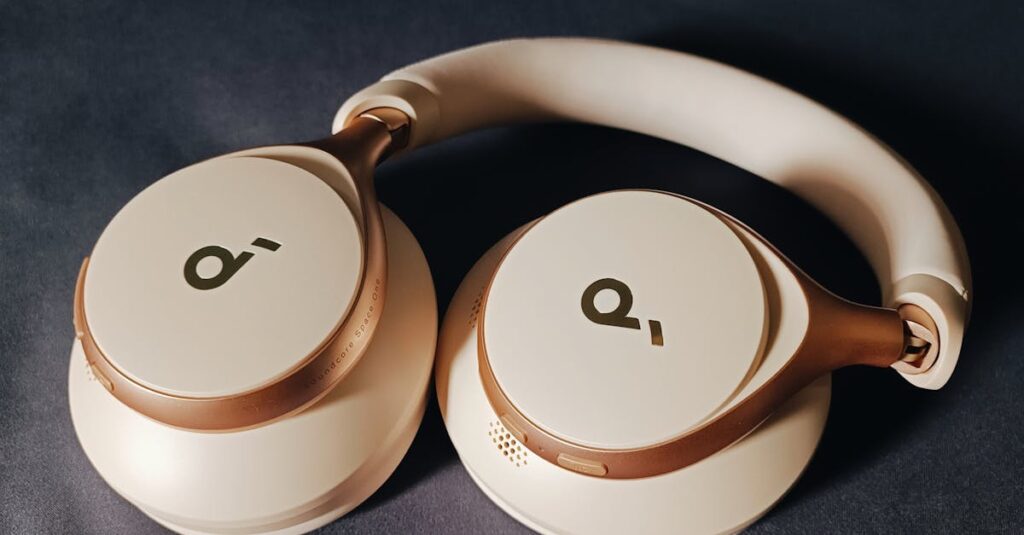 Illustration de BitChat: communication hors ligne avec la nouvelle app de Jack Dorsey jack-dorsey-bluetooth-messaging