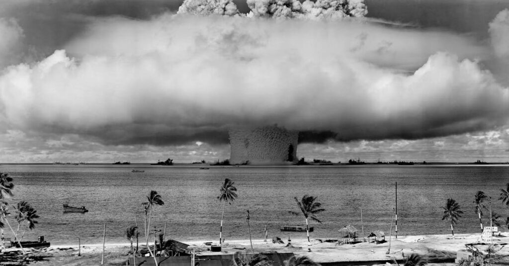 Illustration de Des armes nucléaires US de retour au Royaume-Uni ? nuclear-bombs