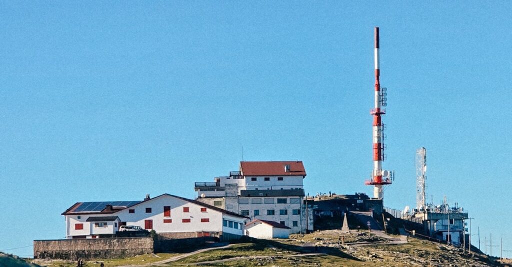Illustration de Grève illimitée à Radio France dès le 25 août : rentrée perturbée radio-france-building