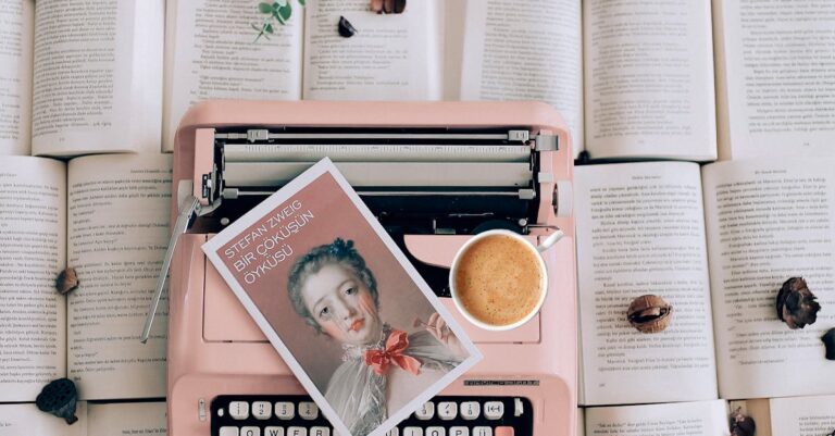 Illustration de Découverte exceptionnelle de 900 manuscrits inédits de Marcel Proust Marcel-Proust-manuscript