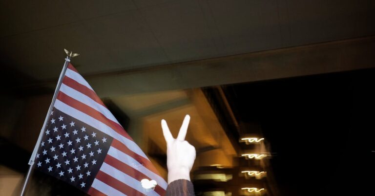 Illustration de Trump déploie l'armée à Portland : tensions exacerbées Portland-protests