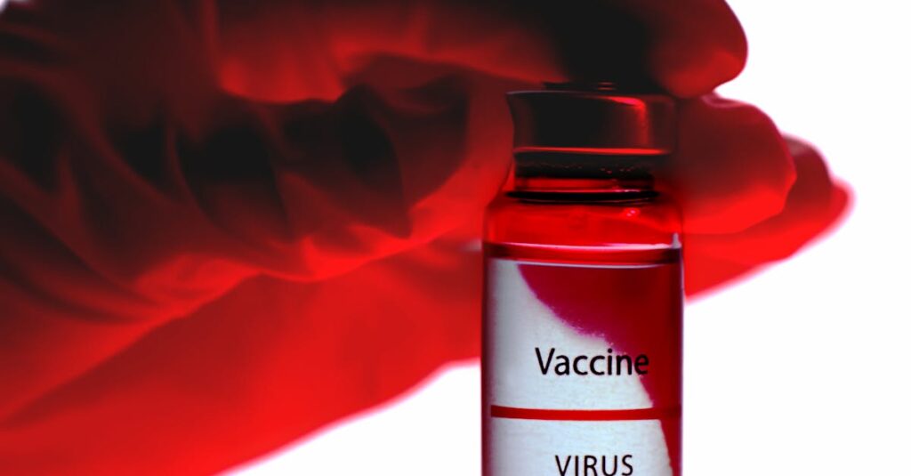 Illustration de Grippe et Covid-19 : la campagne de vaccination 2025 approche flu-covid-vaccine