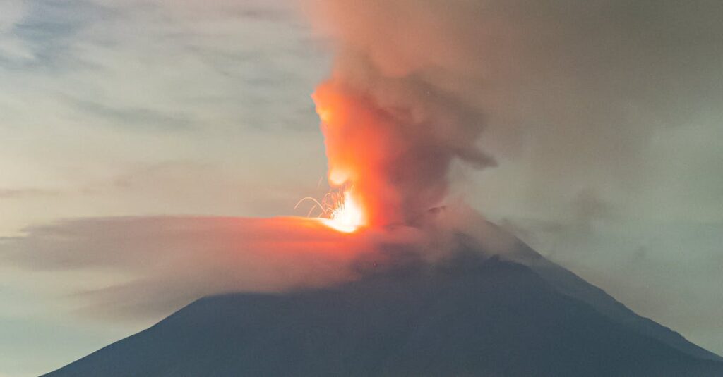 Illustration de Explosion d'un camion-citerne à Mexico : 57 blessés, le quartier d'Iztapalapa sous le choc gas-truck-explosion-Mexico