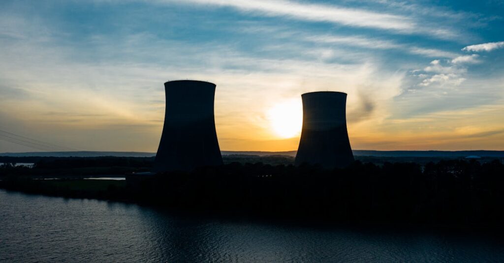 Illustration de Nucléaire : L'Iran et la Russie signent un accord de 25 milliards de dollars iran-nuclear-power-plant