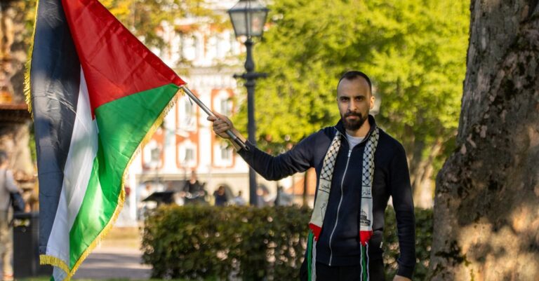 Illustration de Palestine : La gauche française demande plus que la reconnaissance de l'État palestine-protest-paris