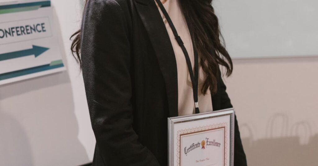 Illustration de Certificats de Qualification : Nouvelle Voie vers l'Emploi professional-training-certificate