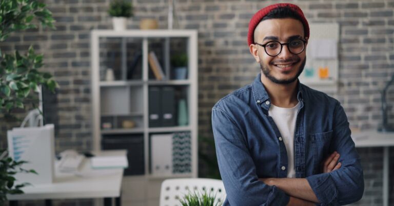 Illustration de Alternance: un succès menacé par les coupes budgétaires student-looking-job