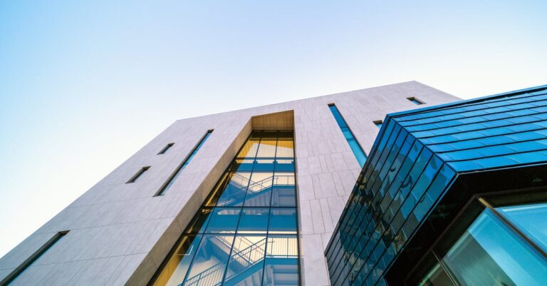 Illustration de Investissement responsable : les banques à la peine sustainable-investment-finance