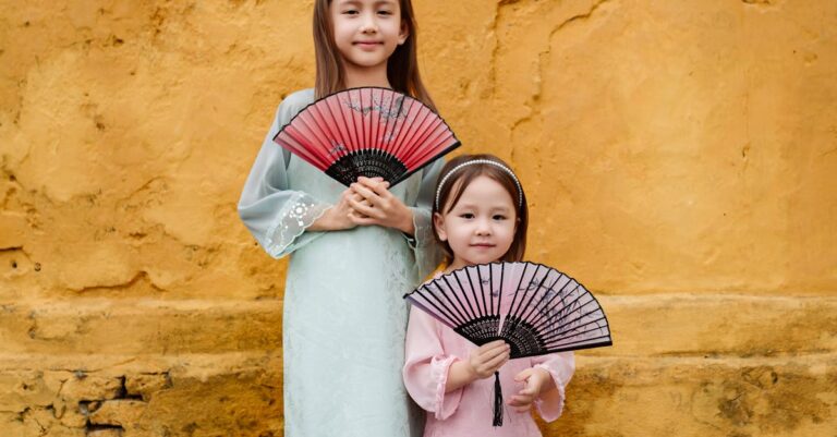 Illustration de Bolloré et l'édition : emprise politique et hégémonie culturelle vincent-bollore-portrait