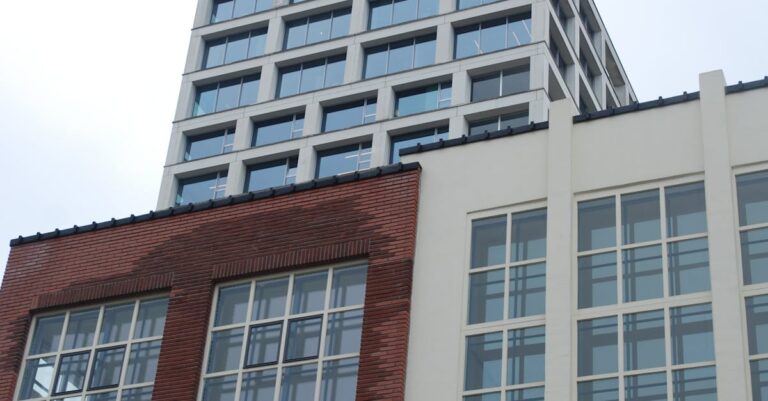 BPCE-office-building