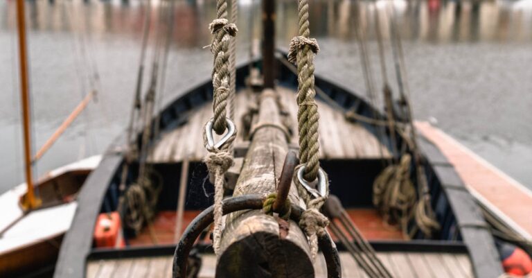 Illustration de Marine Tondelier : une dissolution ne résoudrait rien en France French-politician-Marine-Tondelier