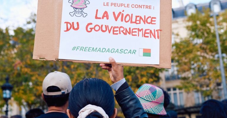 Illustration de Chute de Rajoelina : la jeunesse malgache se soulève Madagascar-protest-politics