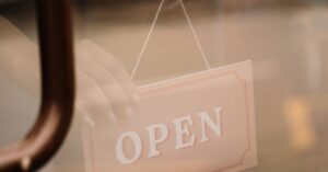 Illustration de Shein ouvre son premier magasin physique permanent à Paris Shein-store-opening