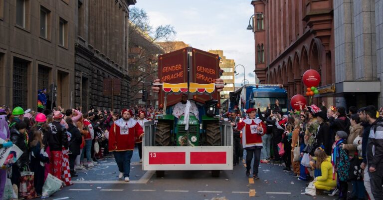 Illustration de Avinatan Or accueilli en héros à Shilo, tensions ravivées Shilo-colony-celebration