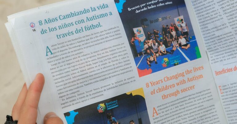 Spanish-courthouse-children